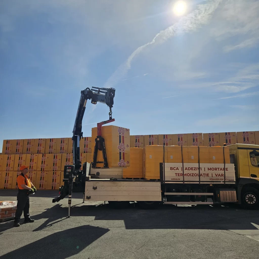 Încărcarea paleților de BCA CELCO pentru transport